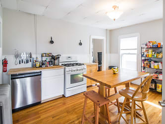 55 Hall Ave unit 1 - Somerville, MA