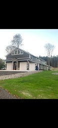 8321 Old Waterford Rd - Erie, PA