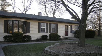 1913 Indian Trail Dr - West Lafayette, IN