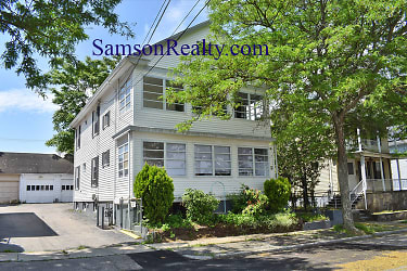 17 Central Ave unit 2 - East Providence, RI