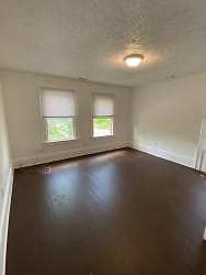 1002 S Fountain Ave unit 1/2 - Springfield, OH