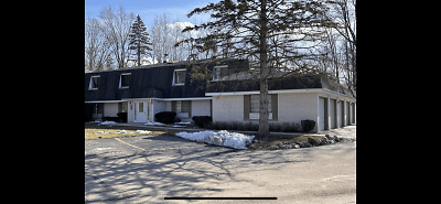 20185 Independence Dr unit D - Brookfield, WI
