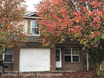 7758 Mountain Stream Way - Indianapolis, IN