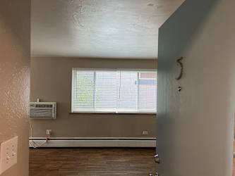 1355 N Ogden St unit 5 - Denver, CO