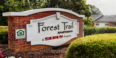 Forest Trail Apartments - Northport, AL