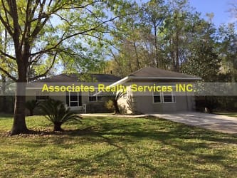 9327 NW 59th Terrace - Gainesville, FL