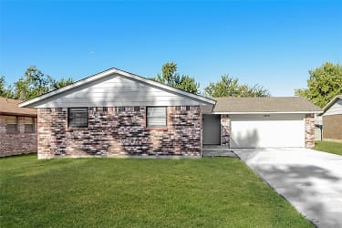 1225 Cathy Ln - Midwest City, OK