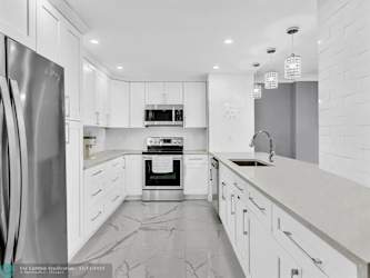1150 Hillsboro Mile #504 - Hillsboro Beach, FL