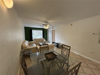 3800 SW 20th Ave #403 - Gainesville, FL