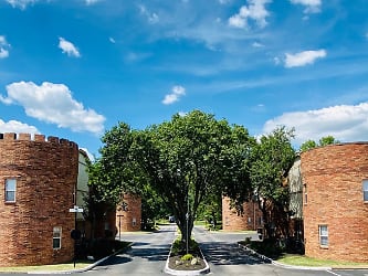 Abbey Court Apartments - Evansville, IN