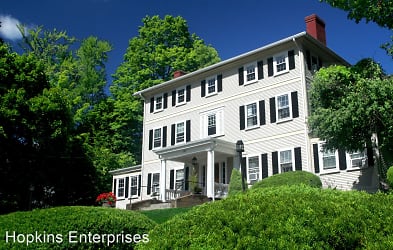157 Central Ave - Dover, NH