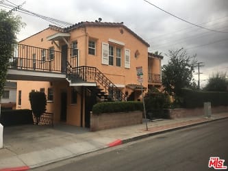 9048 Phyllis Ave - West Hollywood, CA