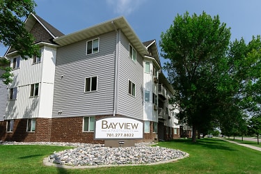 Bayview Apartments - Fargo, ND