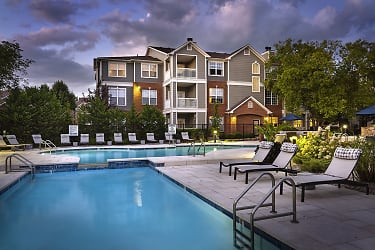Lake Clearwater Apartments - Indianapolis, IN