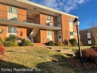3635 Spangenberg Ave Apartments - Clemmons, NC