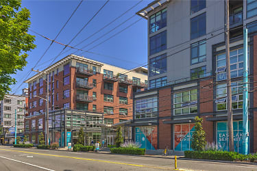 Equinox Apartments - Seattle, WA