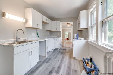 407 E Irving Ave unit 407A - undefined, undefined