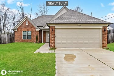 10520 French Fort Dr - Olive Branch, MS