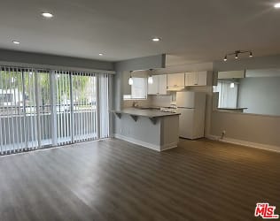 1118 S Holt Ave #1 - Los Angeles, CA