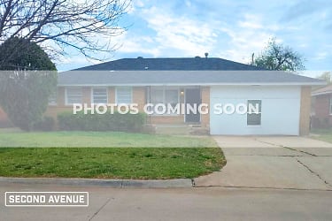 236 W Coe Dr - Midwest City, OK