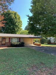 4000 Sycamore Dr NW - Cleveland, TN
