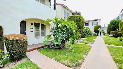 1505 3/4 12th Ave unit 1507 3/4 - Los Angeles, CA