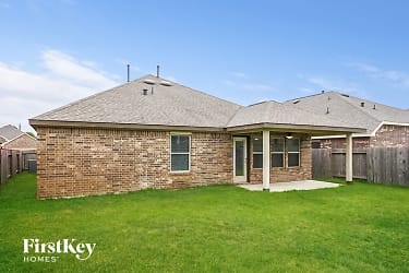 4303 Bearberry Ave - Baytown, TX