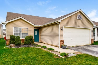 3819 Liriope Street - Canal Winchester, OH