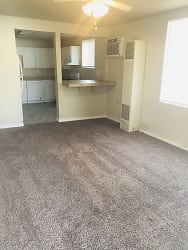 683 High St unit 683 - Oroville, CA
