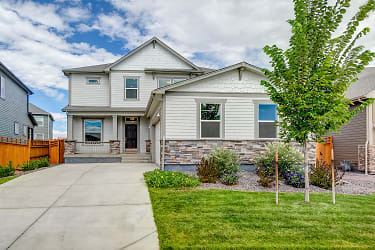 5240 Second Ave - Timnath, CO
