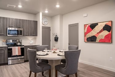 H2O Townhomes Apartments - West Valley City, UT