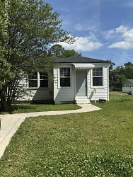 5303 Colonial Ave - Jacksonville, FL