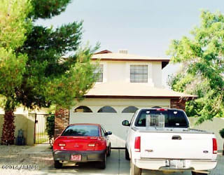 3721 W Villa Maria Dr - Glendale, AZ