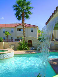 The Pavilions At University Apartments - Las Cruces, NM