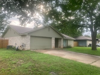 3206 Lonesome Trail - Georgetown, TX