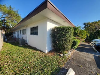 1708 NE 20th Ave - Fort Lauderdale, FL