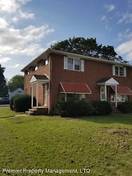 1204 S Green Rd - South Euclid, OH