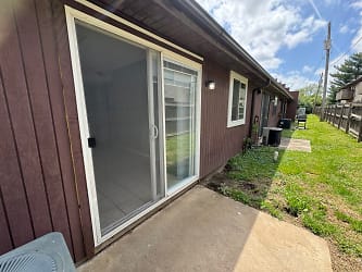 3707 S Luster Ave unit H - Springfield, MO