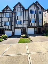 13319 SW 169th Ave - Tigard, OR