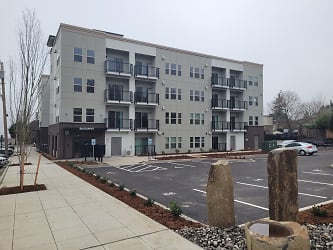 Dupont Station Apartments - Bellingham, WA