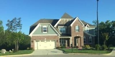 408 Cole Crest Ct - Cary, NC