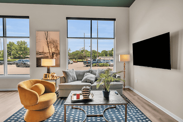 The Lofts At Old Towne Apartments - Grain Valley, MO