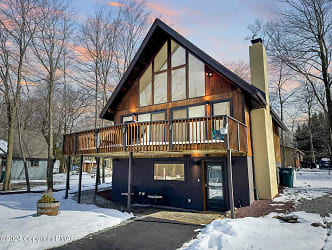 1450 Waterfront Dr - Tobyhanna, PA