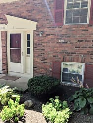 1387 Bluff Ave unit B - Grandview Heights, OH