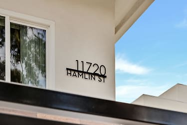 11720 Hamlin St unit 6 - Los Angeles, CA