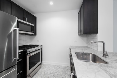 21 West End Ave unit 4008 - New York, NY