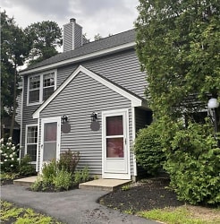 36 NE Village Rd - Concord, NH