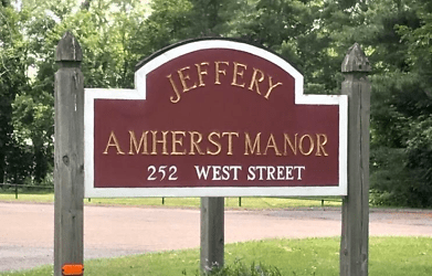 252 West St - Amherst, MA