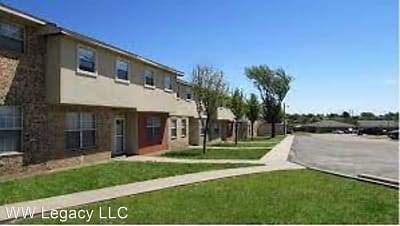 Adobe Creek Village Apartments - Borger, TX