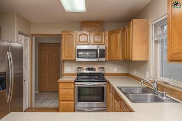 4965 Palo Verde Ave - Fairbanks, AK